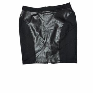 NWT Lane Bryant black pencil skirt “leather look” accent size 22